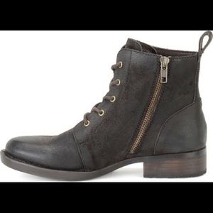 Born vintage troye ankle boots